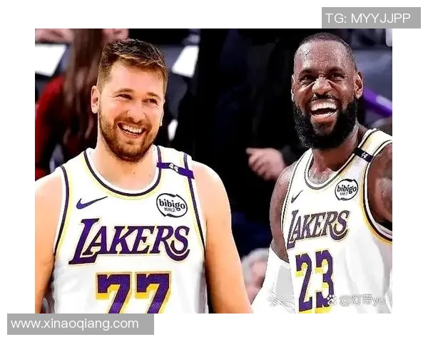 2016季后赛勇士与雷霆的激烈对决与历史性时刻回顾