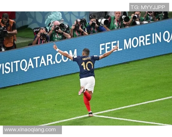 姆巴佩领衔法国队冲击世界杯荣耀展现足球天赋与团队合作精神