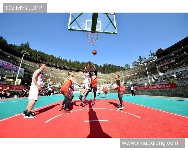 浙江队与青岛队三节精彩对决展现篮球魅力与团队协作精神