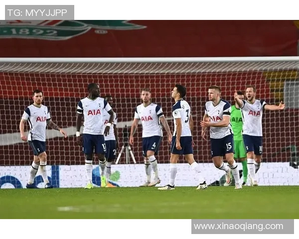 根特与热刺激战正酣比分揭晓引发球迷热议 根特与热刺激战正酣比分揭晓引发球迷热议