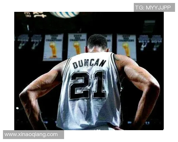 篮球明星JMS的传奇之路：从青涩少年到全球瞩目的篮球巨星